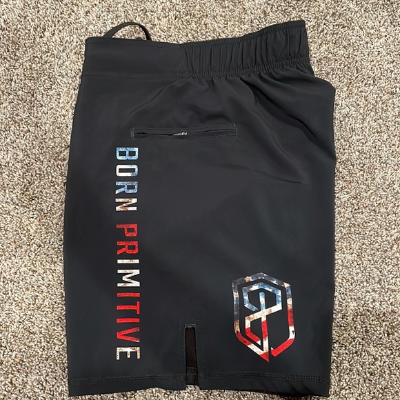 Born Primitive men’s size 28 patriotic workout shorts - Picture 6 of 7